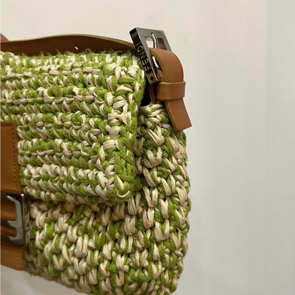 Rare Fendi Green Woven Baguette - Picture 7 of 9